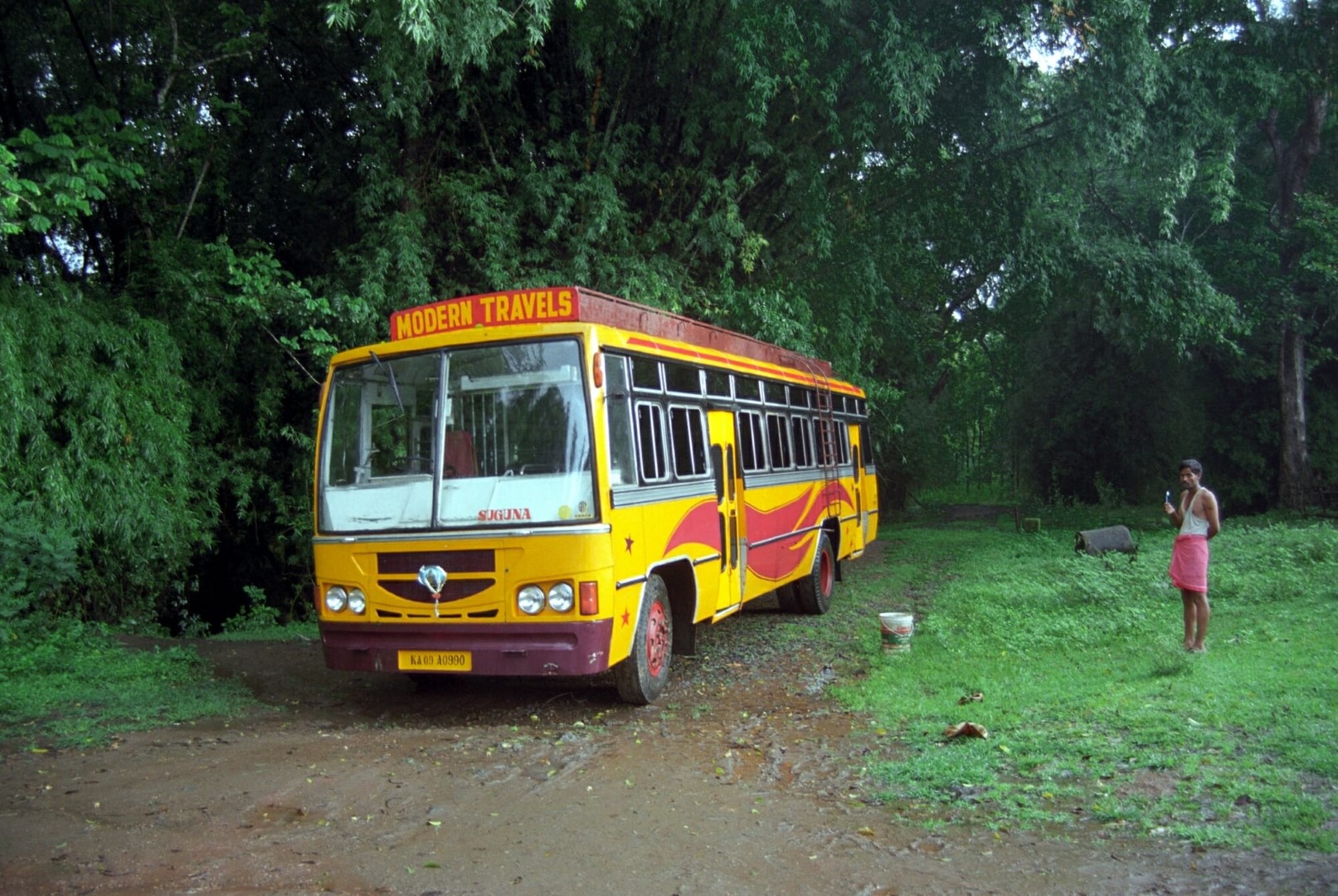 <span style="font-weight:normal;">Early Morning at the Kerala Border, 2003</span>